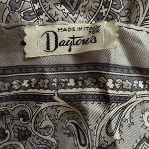 Elegant Black and Gray Paisley Scarf